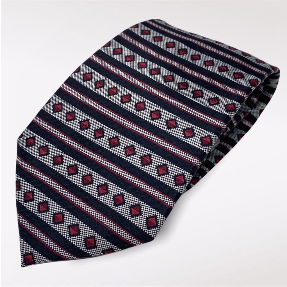 ALEXANDER JULIAN | Diamond And Stripes Silk Tie